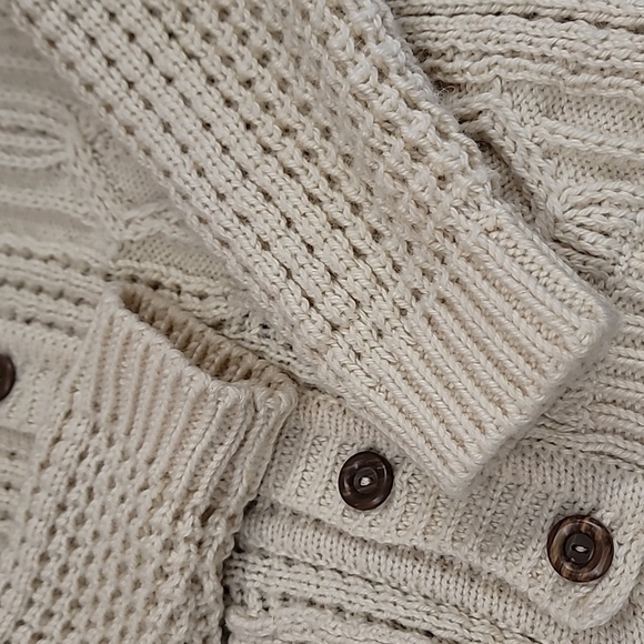 Gaeltarra Hand loomed  Aran 100% wool cable knit  cardigan sweater - Picture 11 of 12